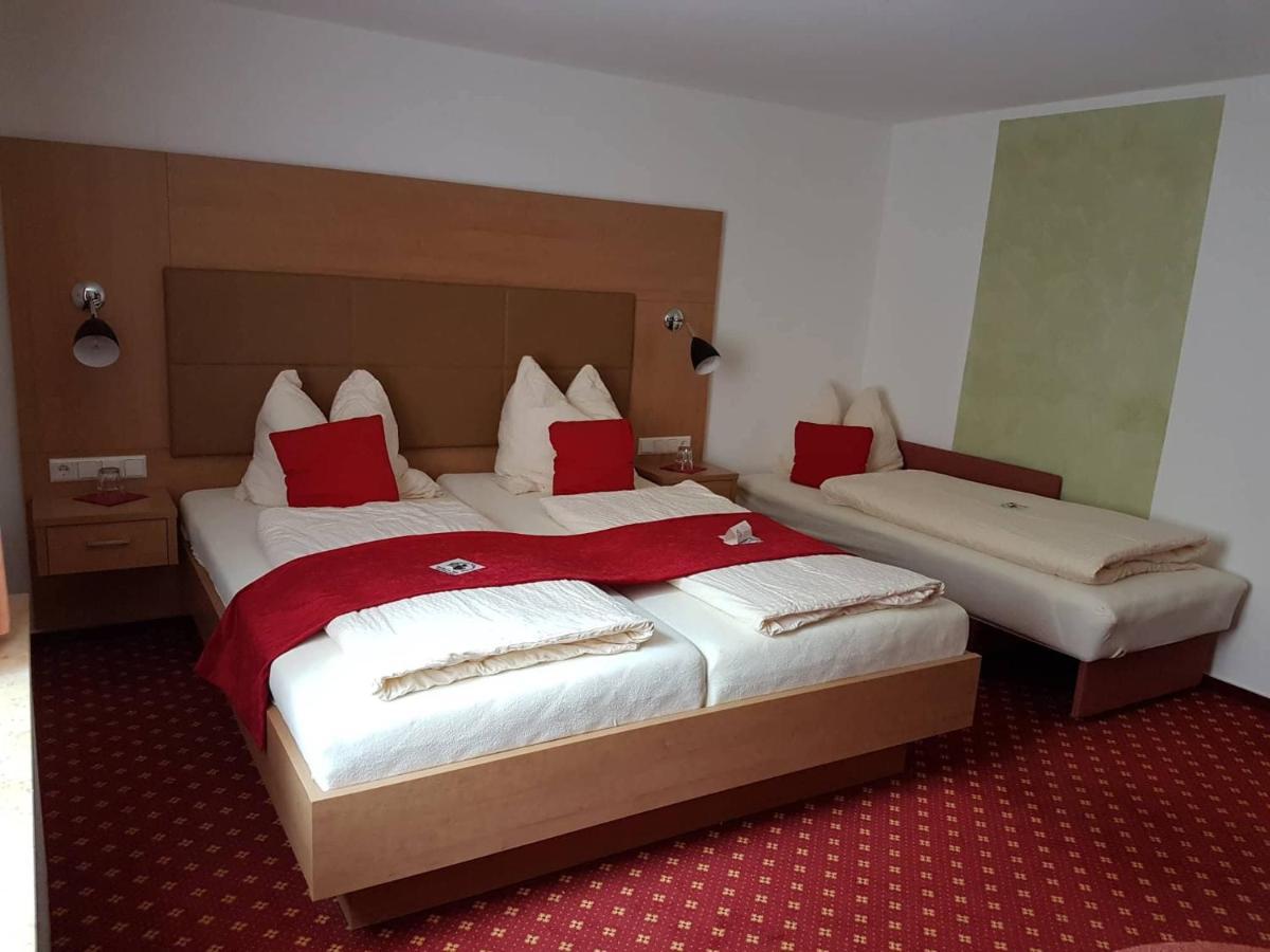 Hotel Traube Sigmaringen Extérieur photo